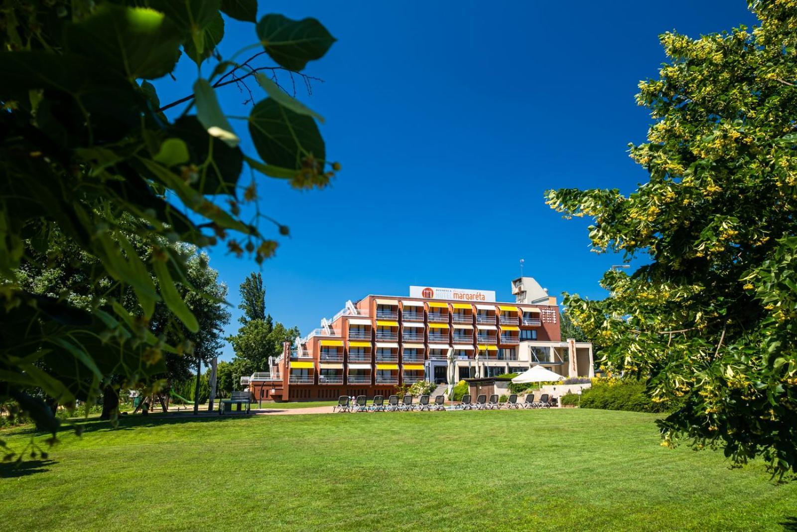 Hotel Margareta Balatonfured Exterior photo